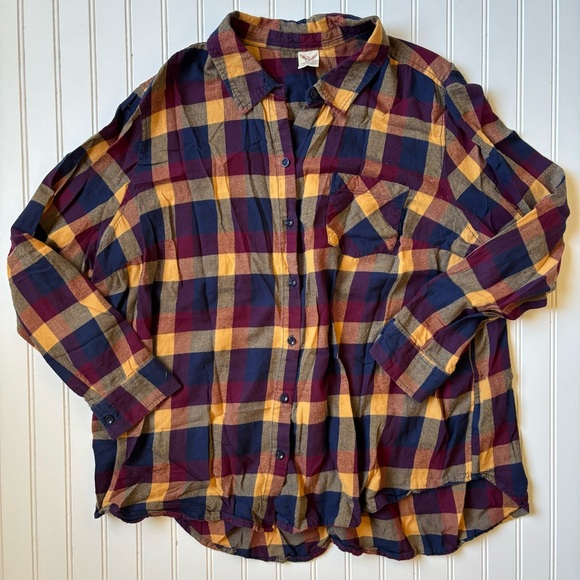 Button Up Shirt - Picture 1 of 2